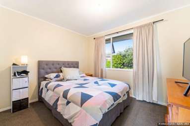 2/15 Phoenix Place_4