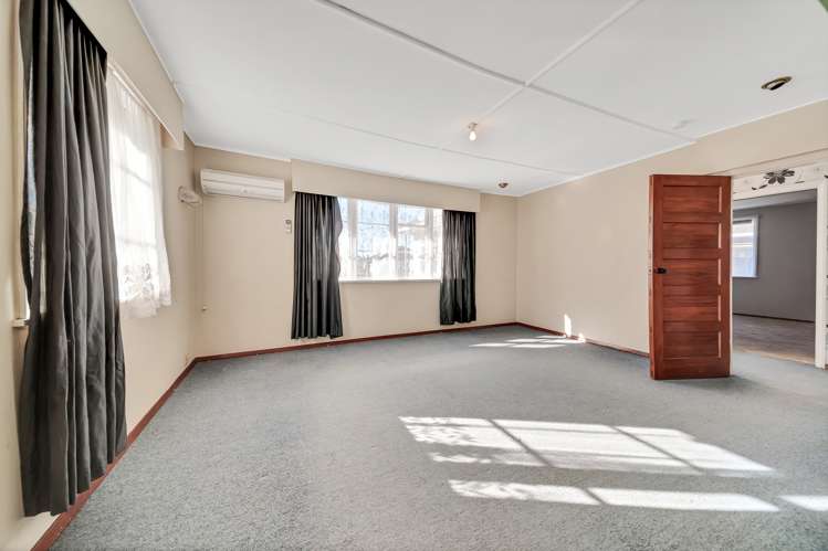 3 Robbins Crescent Hawera_6