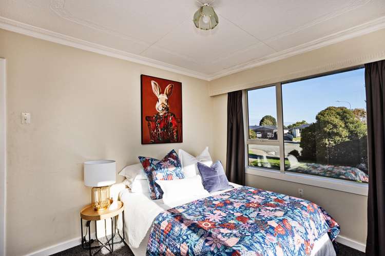 93 Conway Crescent Glengarry_8