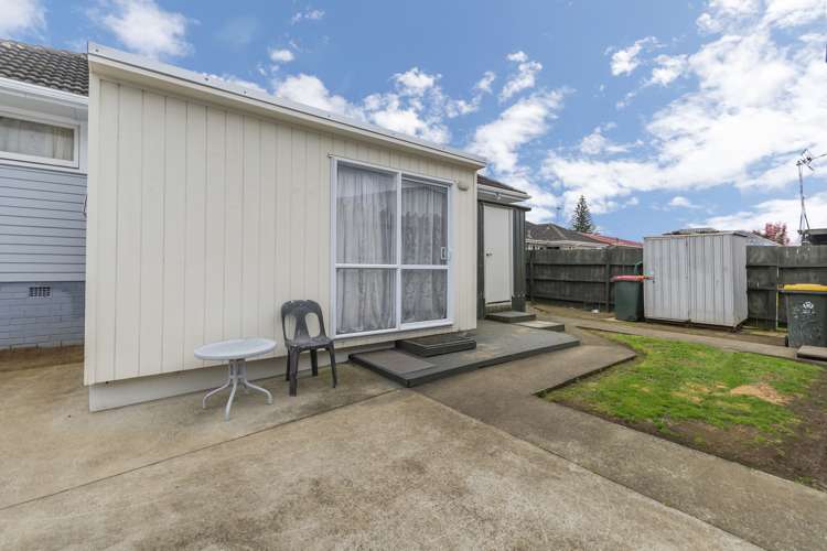 8 White Road Manurewa_11