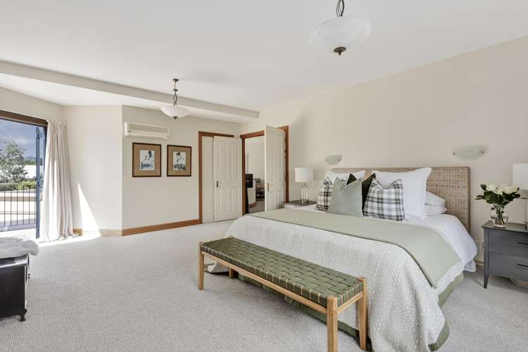 203 Athlone Drive Cambridge_17