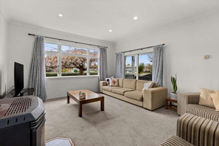 810 Queen Street East Parkvale_7
