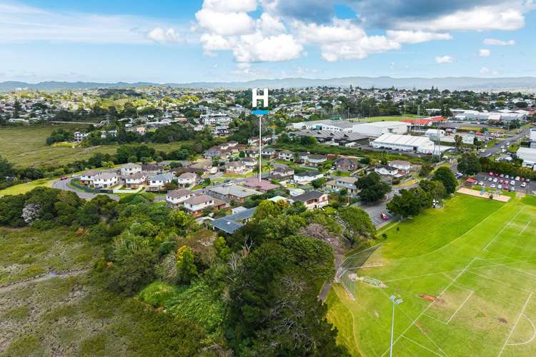 37 Riverglade Parkway Te Atatu South_27