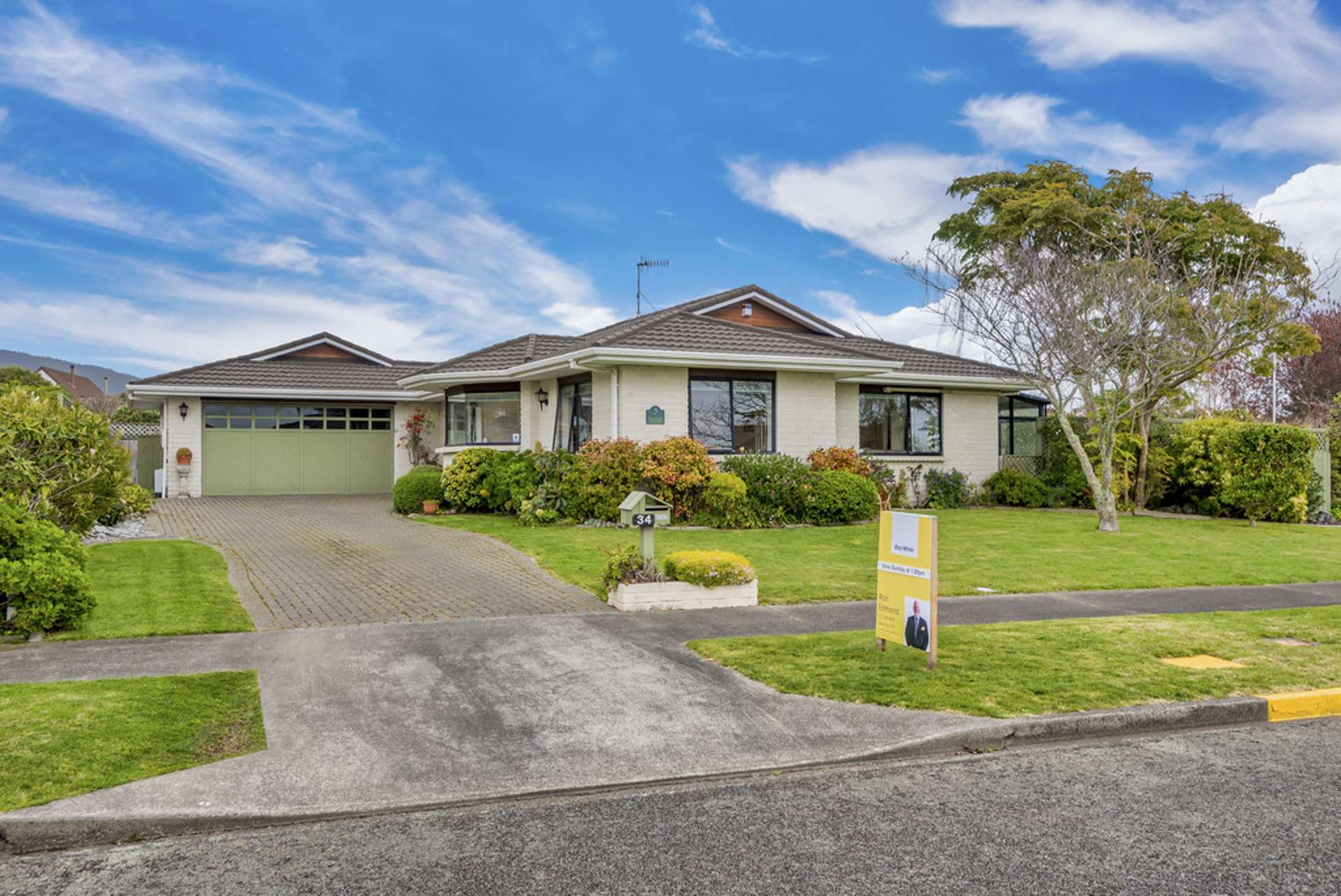 34 Cranbrook Grove Waikanae_0