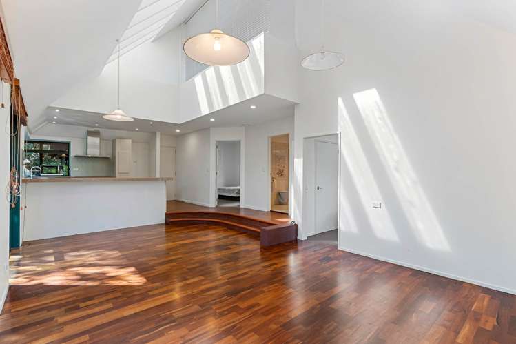 71 Attwood Road Paremoremo_18