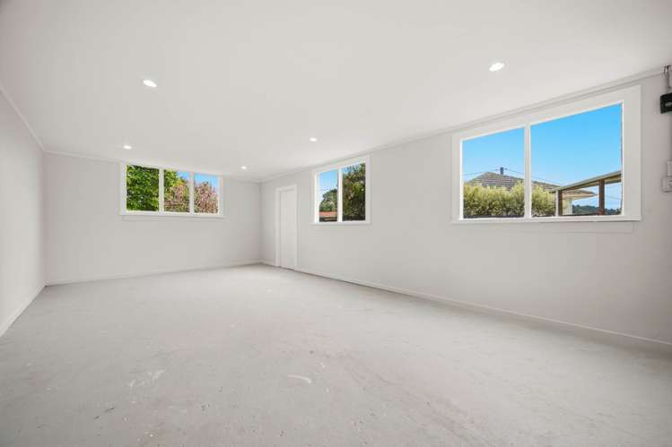 33 Chippendale Crescent Birkdale_17