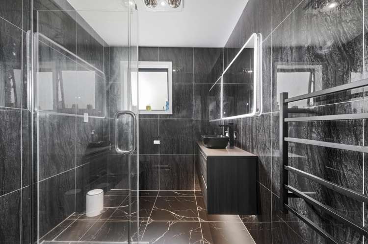 268 Vaughan Road Owhata_8