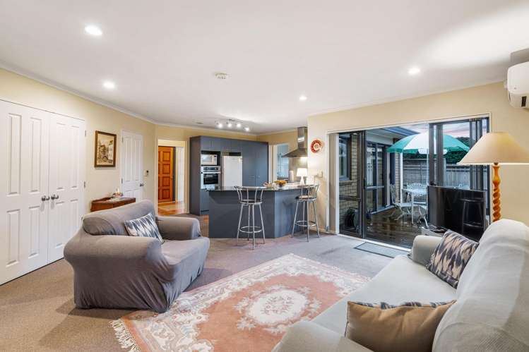 2 Gunner Drive Te Atatu Peninsula_6