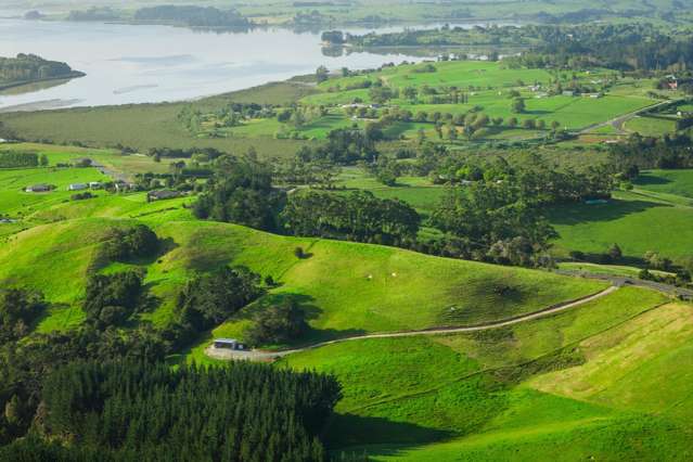 Private rural block with subdivision upside