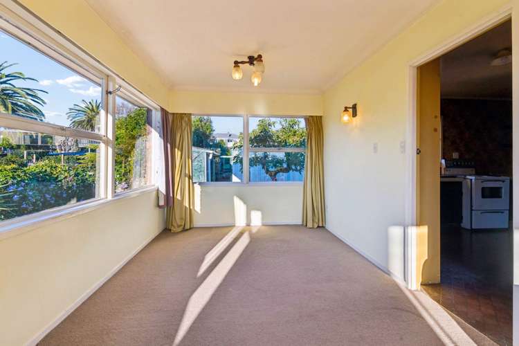 70 Evelyn Road_4