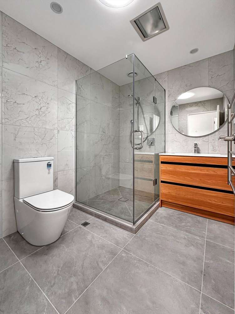 2A Sylvester Avenue Mt Roskill_10