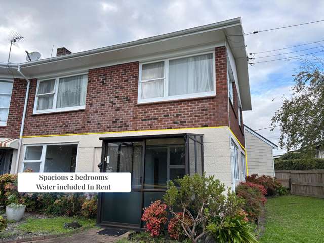 2 bedrooms + 2 bathrooms