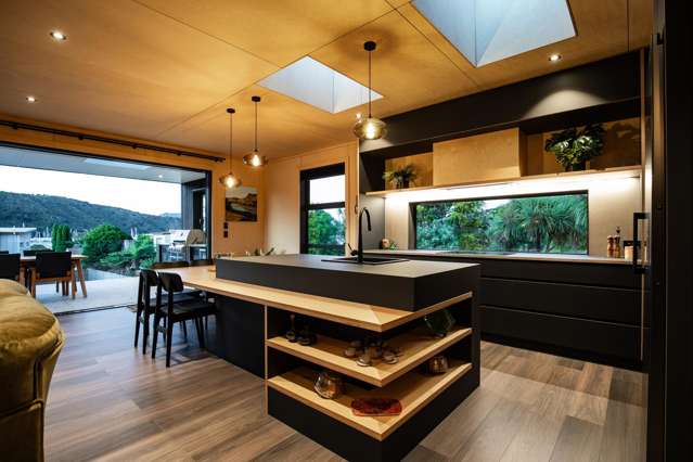 2 Whaitere Place Picton_4