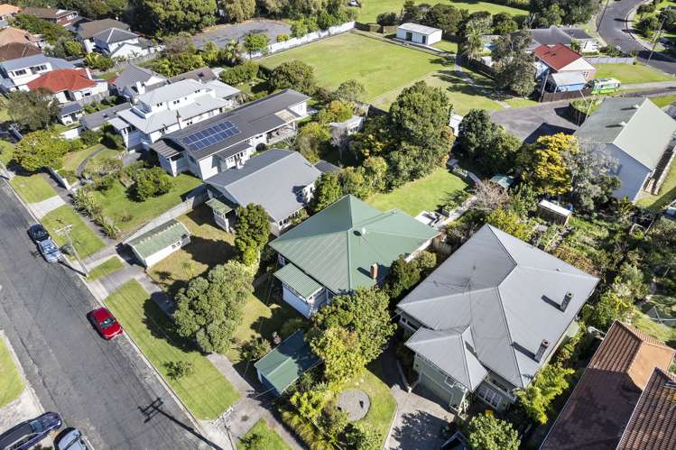 12 Niccol Avenue Narrow Neck_15