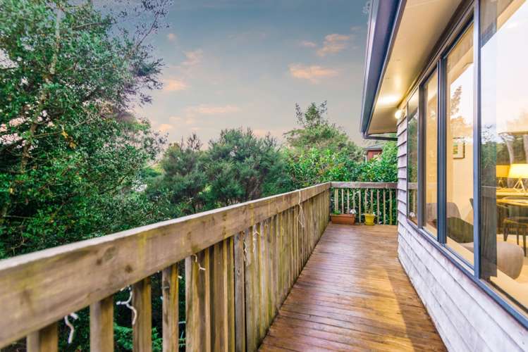 19 Springwater Vale Unsworth Heights_19