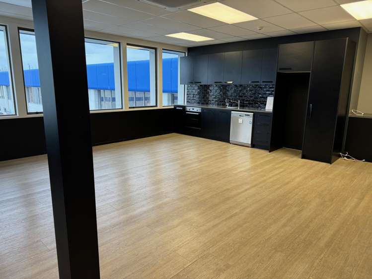 307 Sandwich Road Te Rapa_5