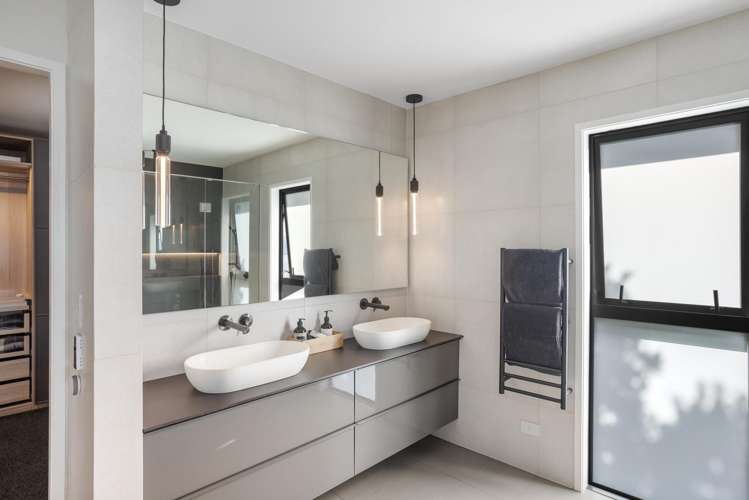 14 Shalimar Crescent Khandallah_18