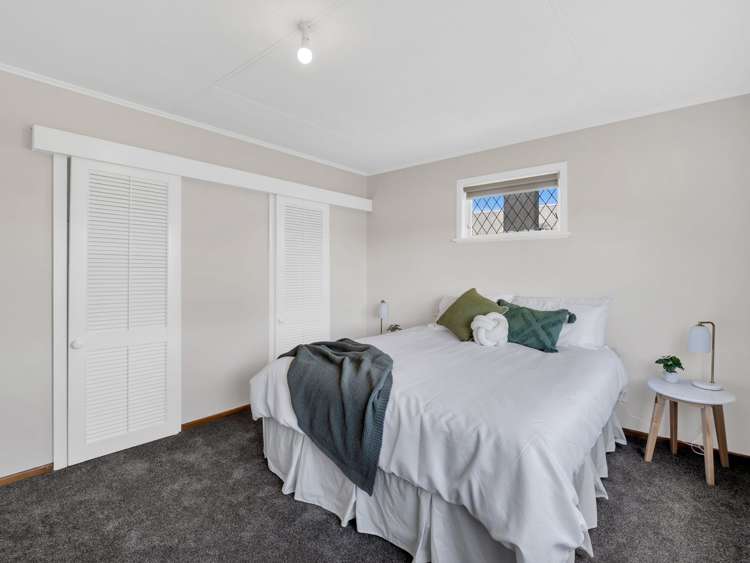 54 Devon Road Springvale_12