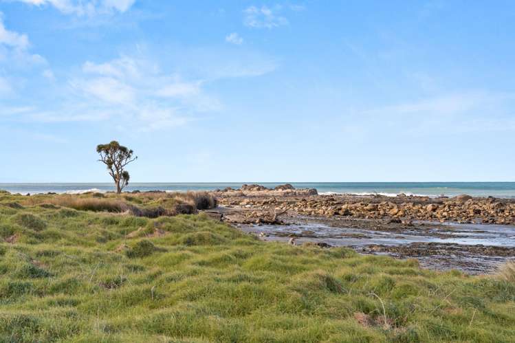 1105 Mataikona Road Mataikona_20