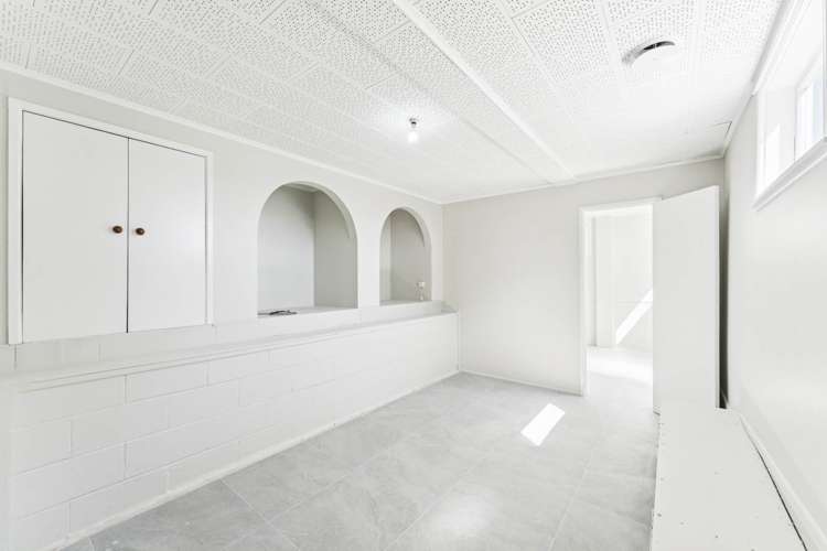 10 Beechdale Crescent Pakuranga Heights_40