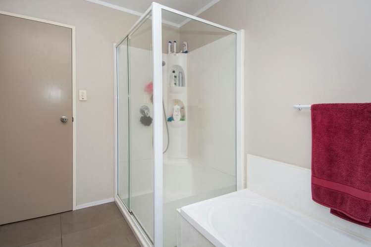 16 Kentia Avenue Mount Maunganui_10