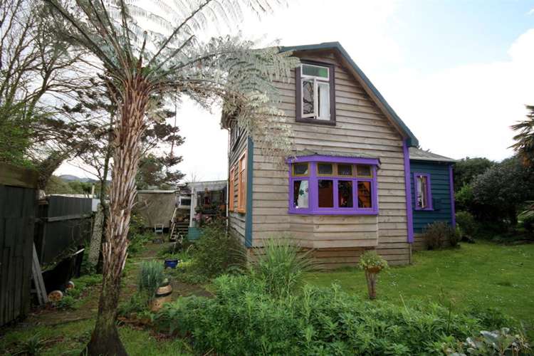 74 Victoria Street Waikino_1