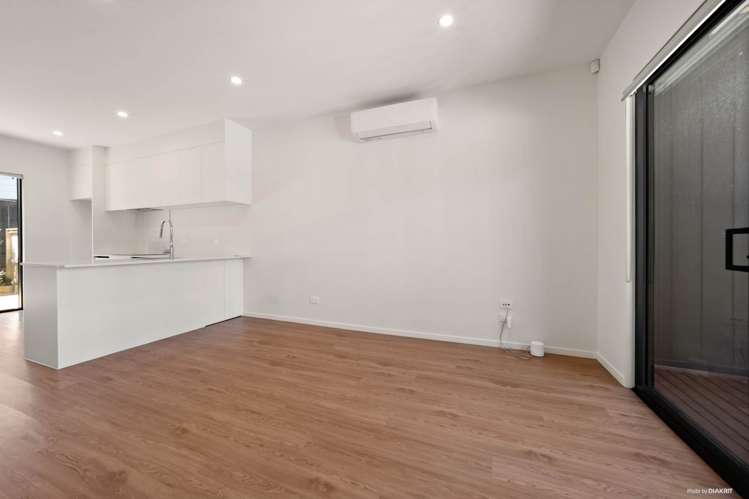 12d Woodhouse Place West Harbour_5