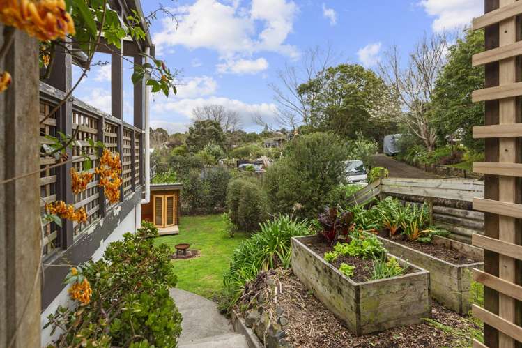 11 East Street Raglan_21