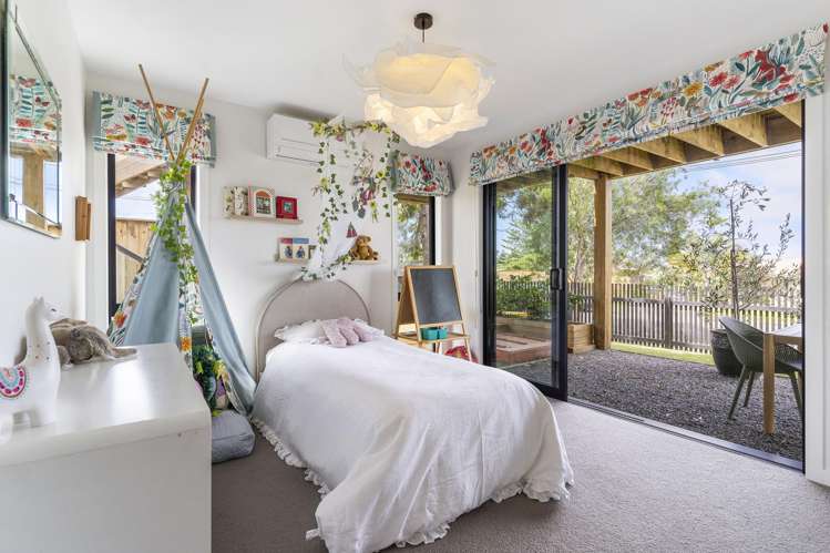 19 Silverton Avenue Wai O Taiki Bay_12