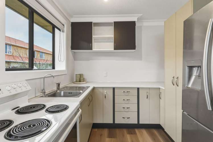 14 Hall street South Dunedin_8