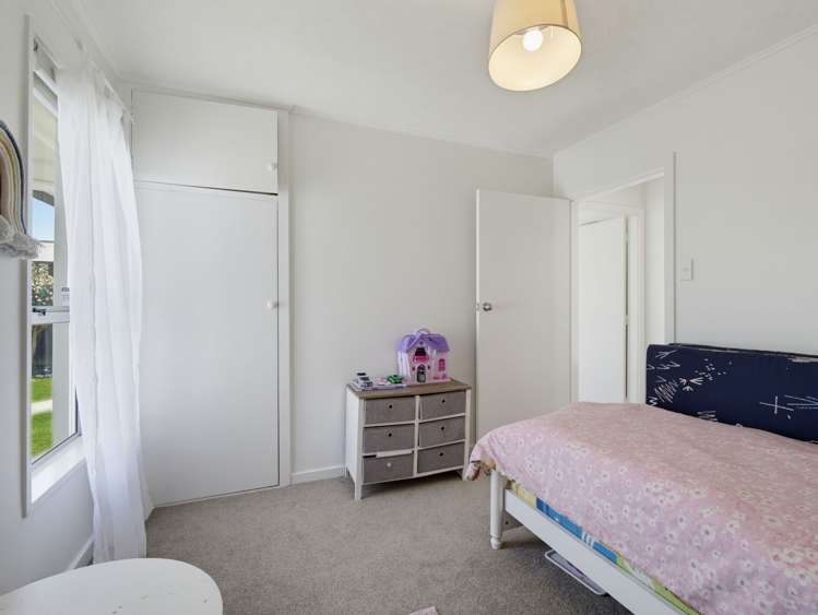 8 Woodham Drive Allenton_17