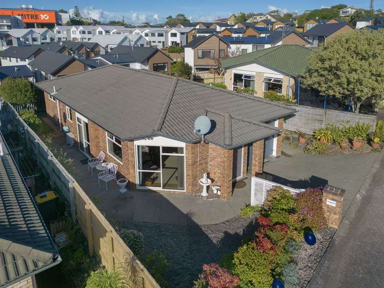 77 Elan Place Stanmore Bay_8