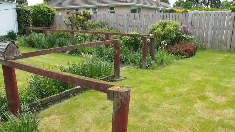 73 Davis Crescent Netherby_3