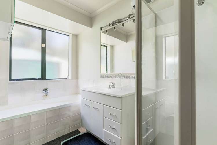 10 Bawden Road Dairy Flat_13