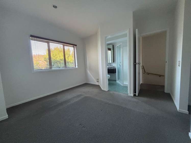 1/21 Hunters Park Drive Three Kings_5