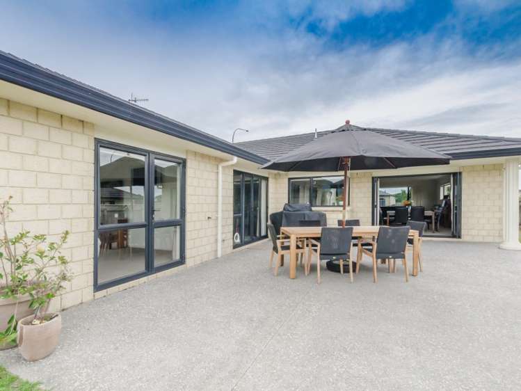 82 The Drive Paraparaumu Beach_14