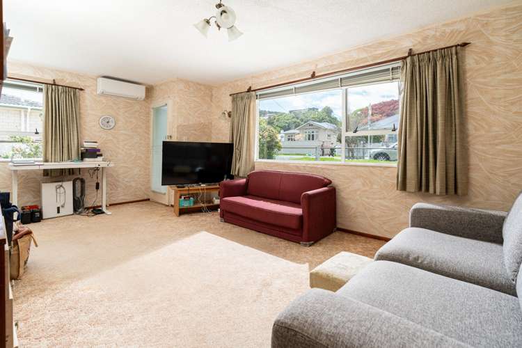 1/35 Parkvale Road Karori_1