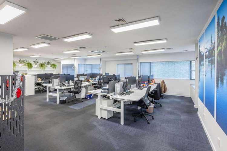 Unit 1-2/11 Clifton Road Hamilton Central_9