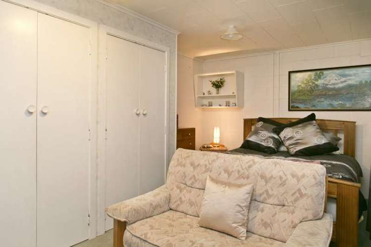 2/40 Shepherd Road Waipahihi_13