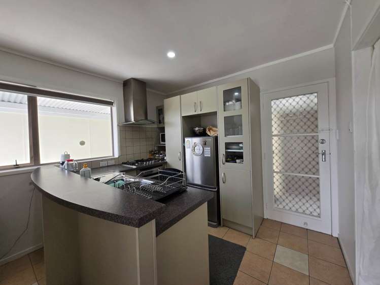 2/28 Allenby Road Papatoetoe_6