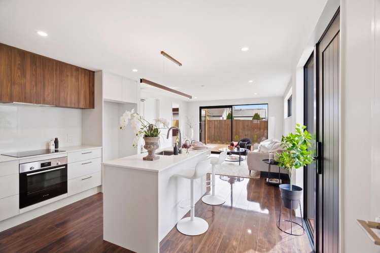 23 Carnaveron Drive_3