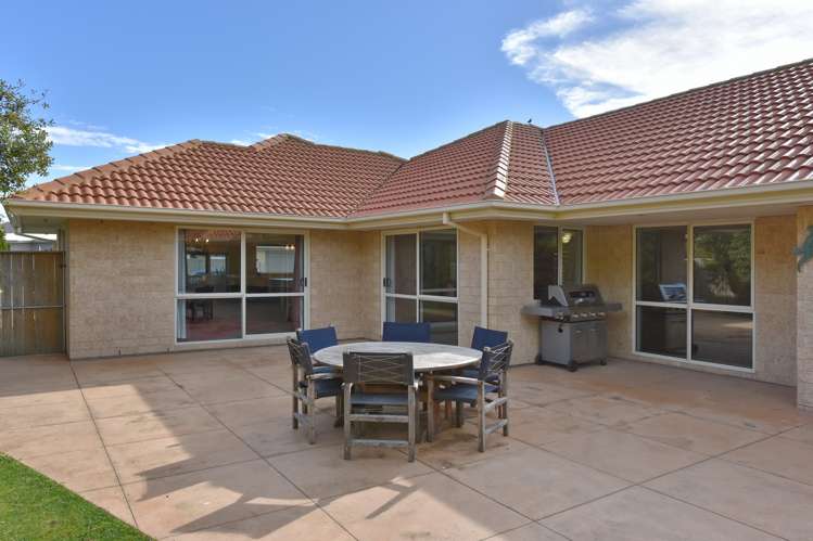 9 Highpeak Place Wigram_23
