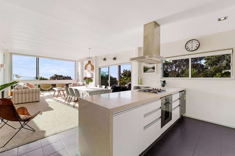 2 Berridge Road Muriwai_18