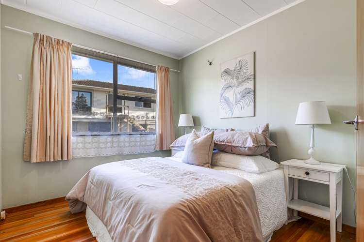 18 Paewai Road Glen Eden_11