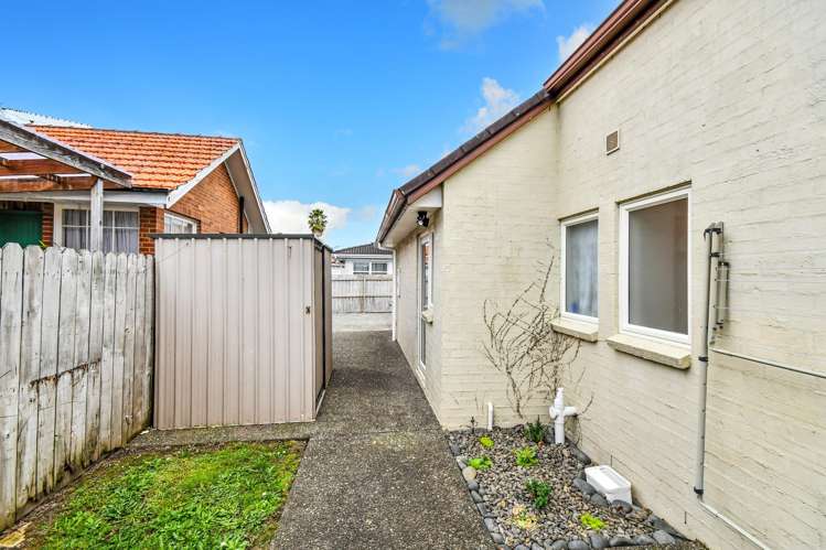 1/33 Halsey Road Manurewa_15