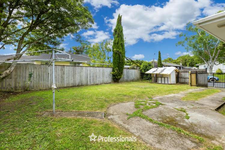 33 Larchmont Grove Totara Park_13