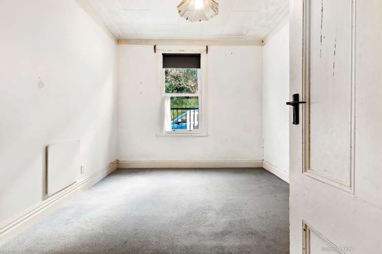 141 Grant Road Thorndon_1