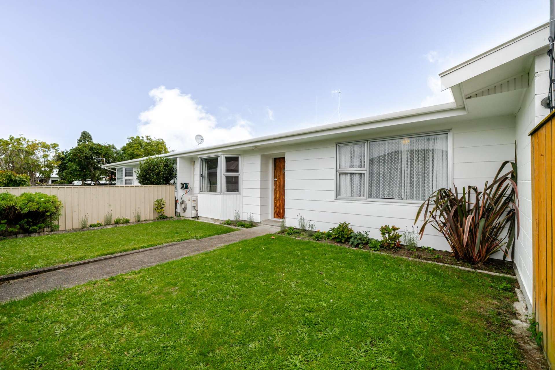 2/175 Park Road West End_0