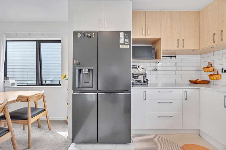 13d Morton Avenue Forrest Hill_8