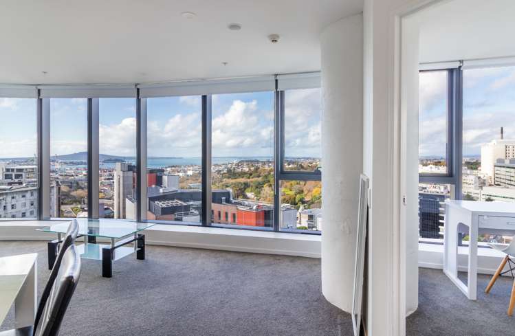 1502/18 Saint Martins Lane Grafton_9